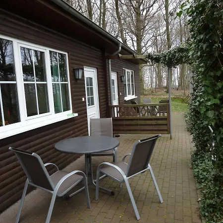 Ferienhausanlage Juhrs 아파트